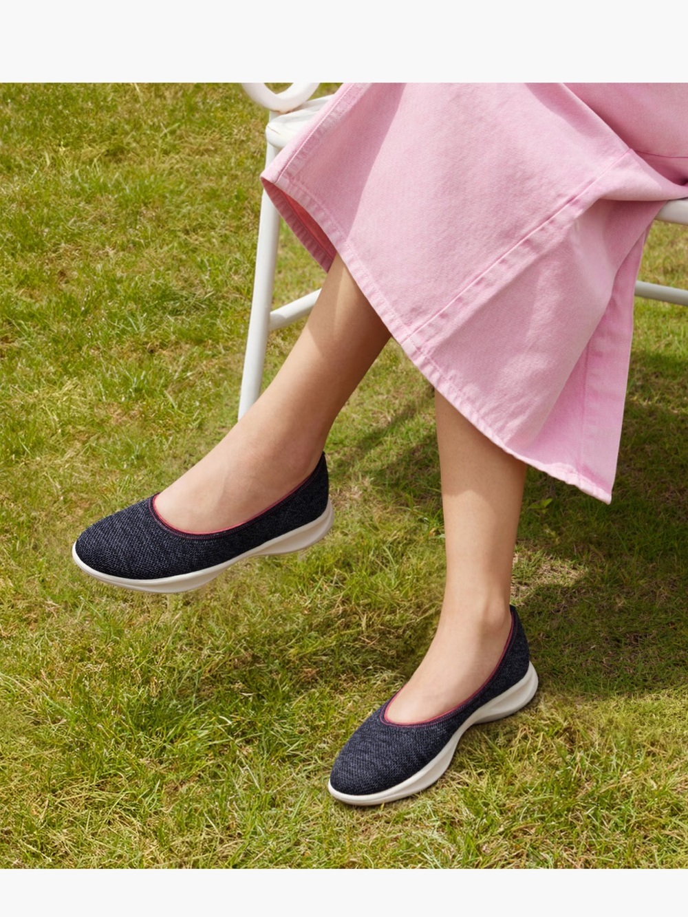 Vivaia Walker Pro Hybrid Ballet Flats in Dark Denim Raspberry